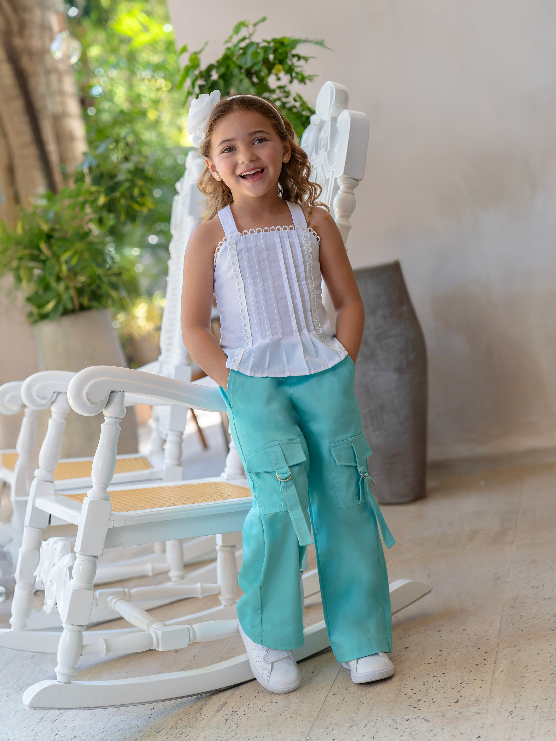 pantalón para niña tipo cargo en dril resistente