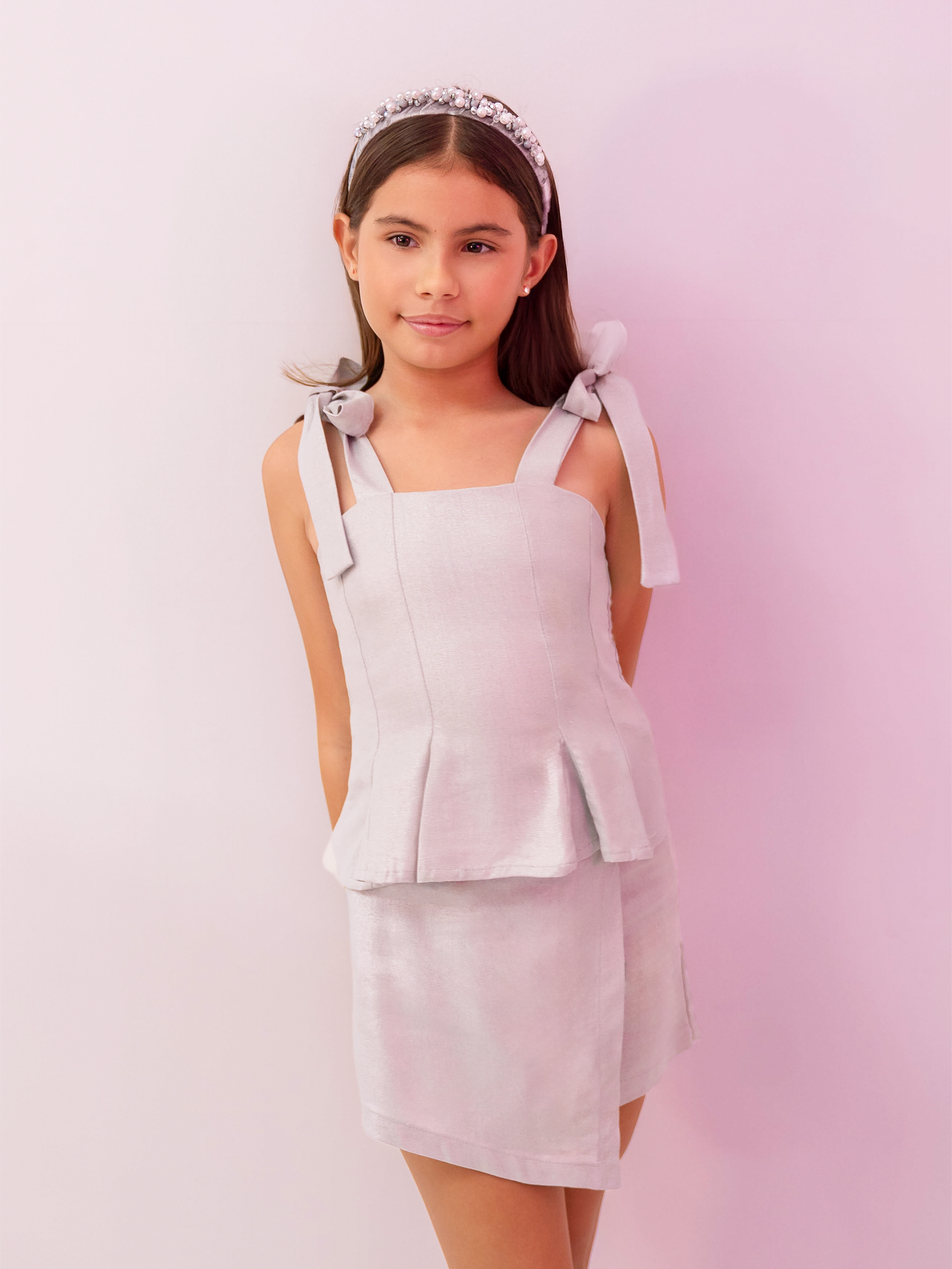 Conjuntos de ropa para niñas en lino con blusa de tirantas y falda short