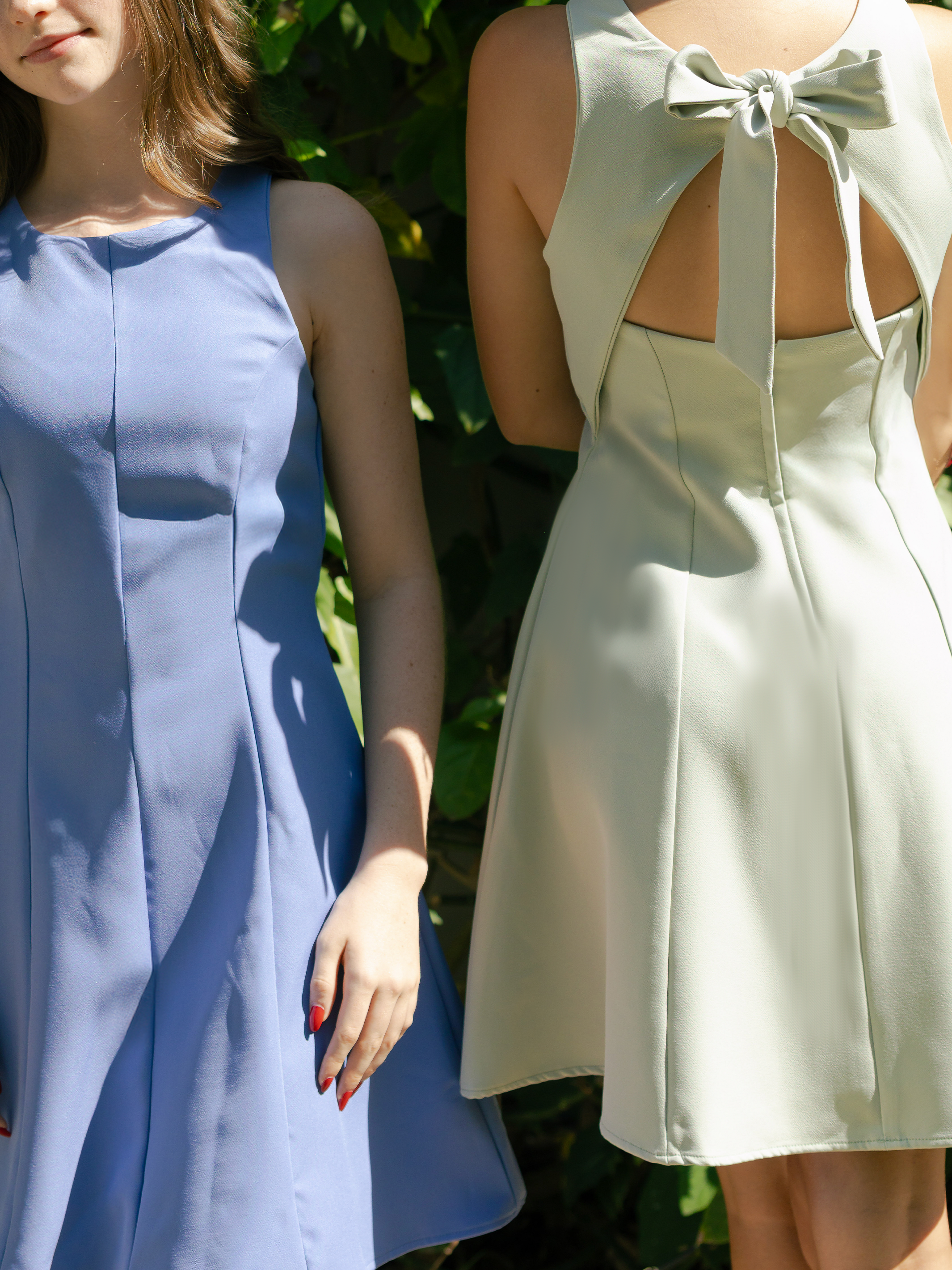 vestidos juveniles de moda con lazo en espalda