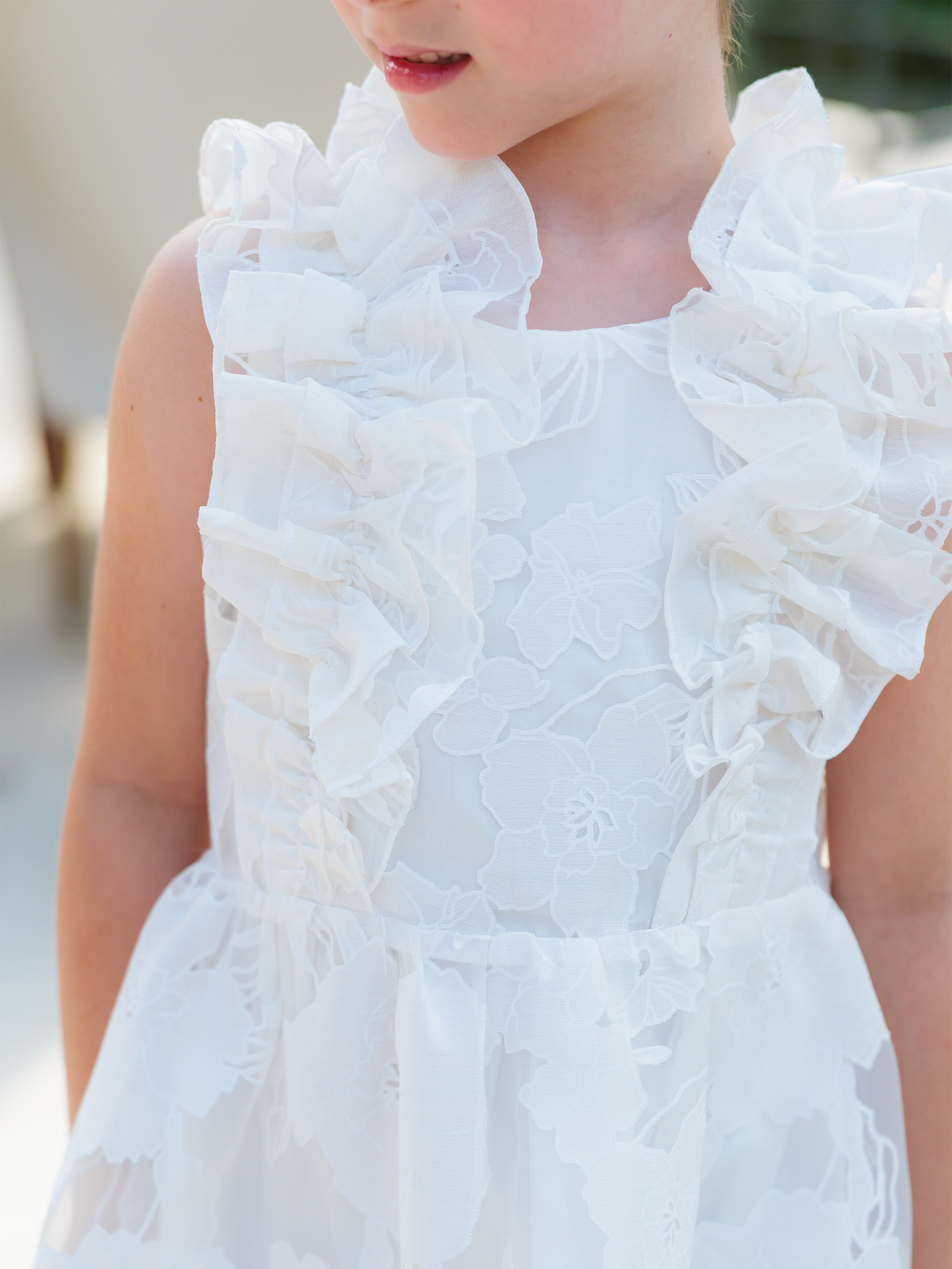 vestidos de niñas de moda con falda de vuelo