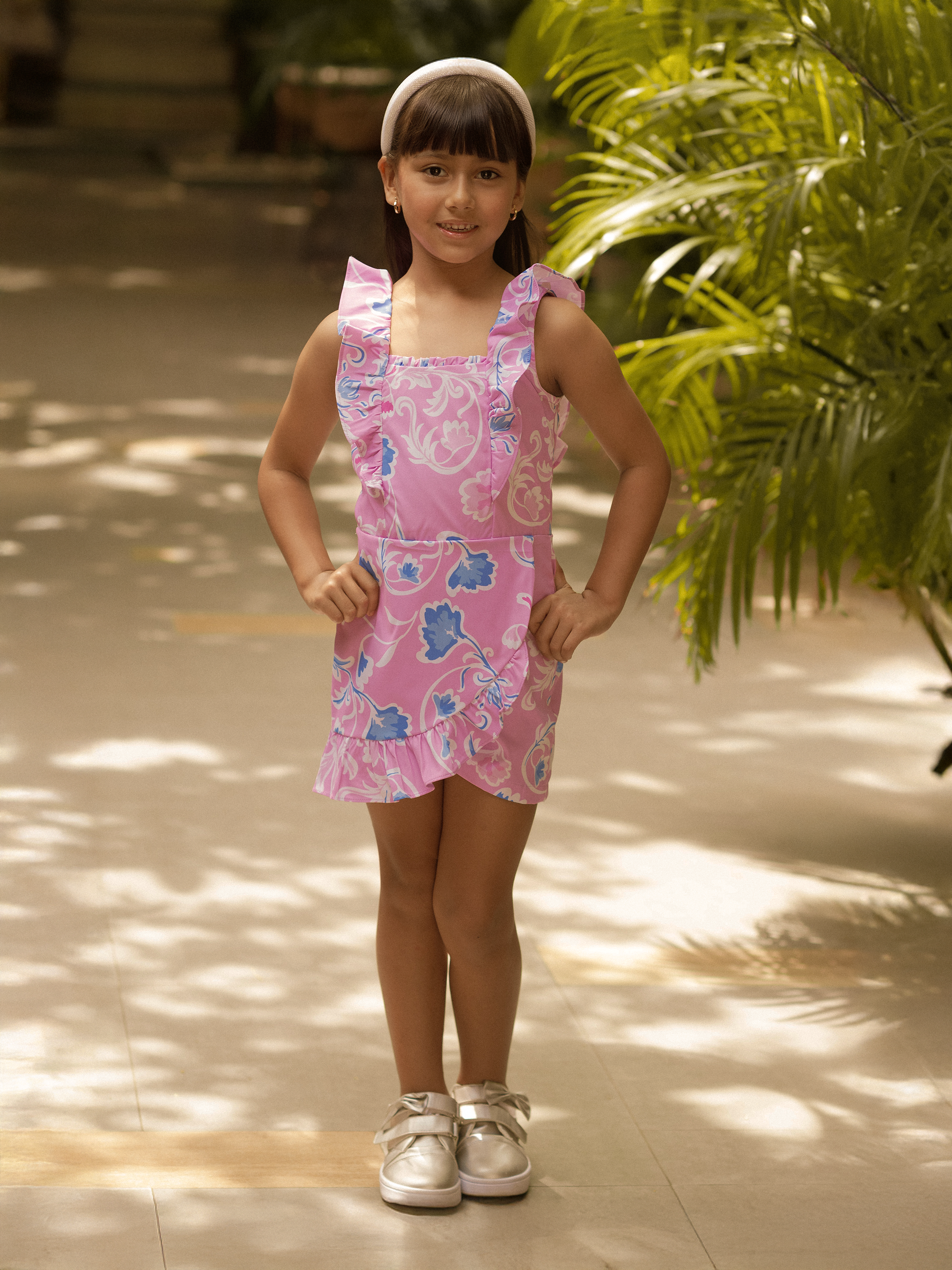Enterizos modernos para niñas con zipper posterior
