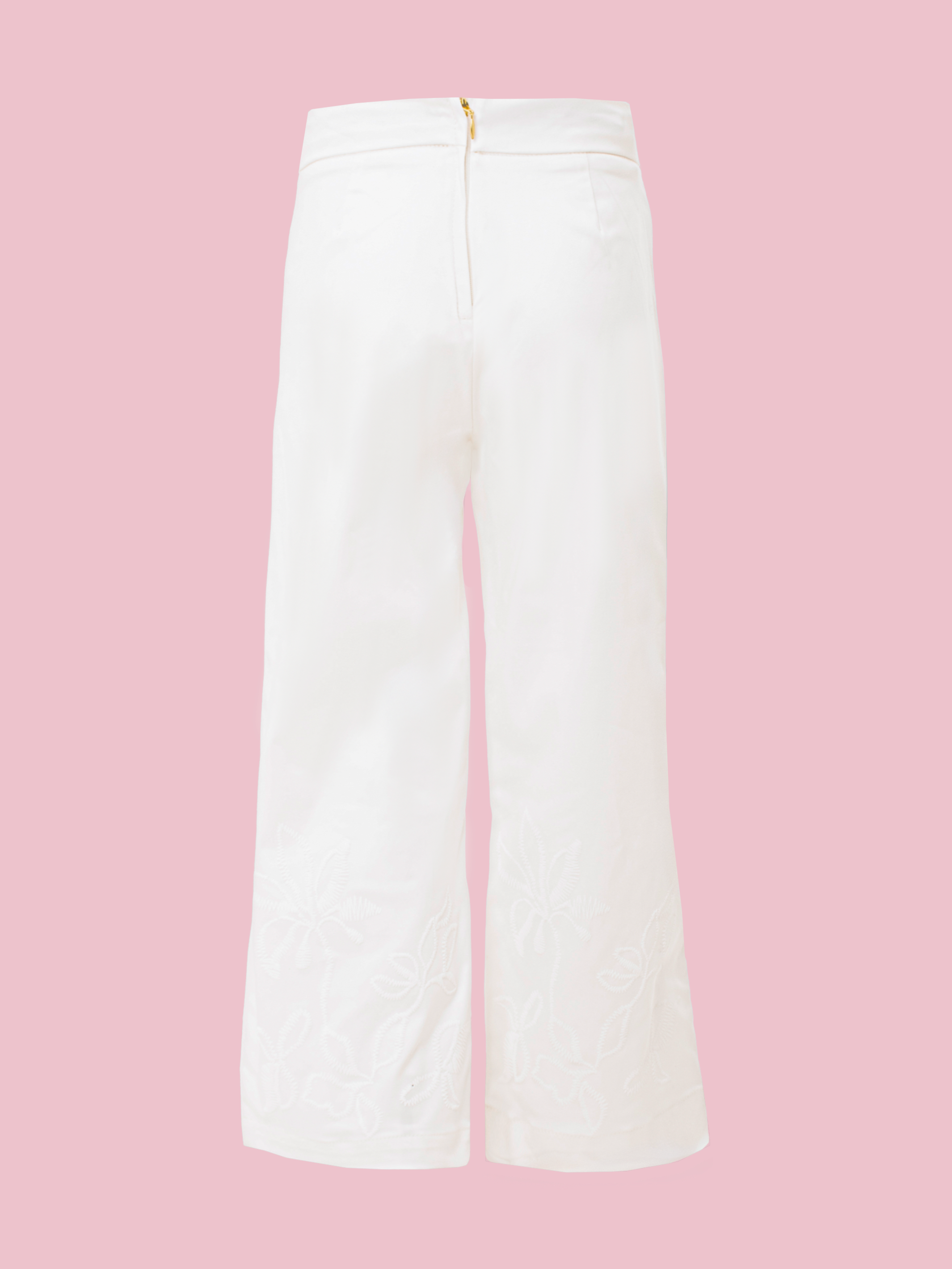 pantalones modernos para niñas con diseño suave y versátil
