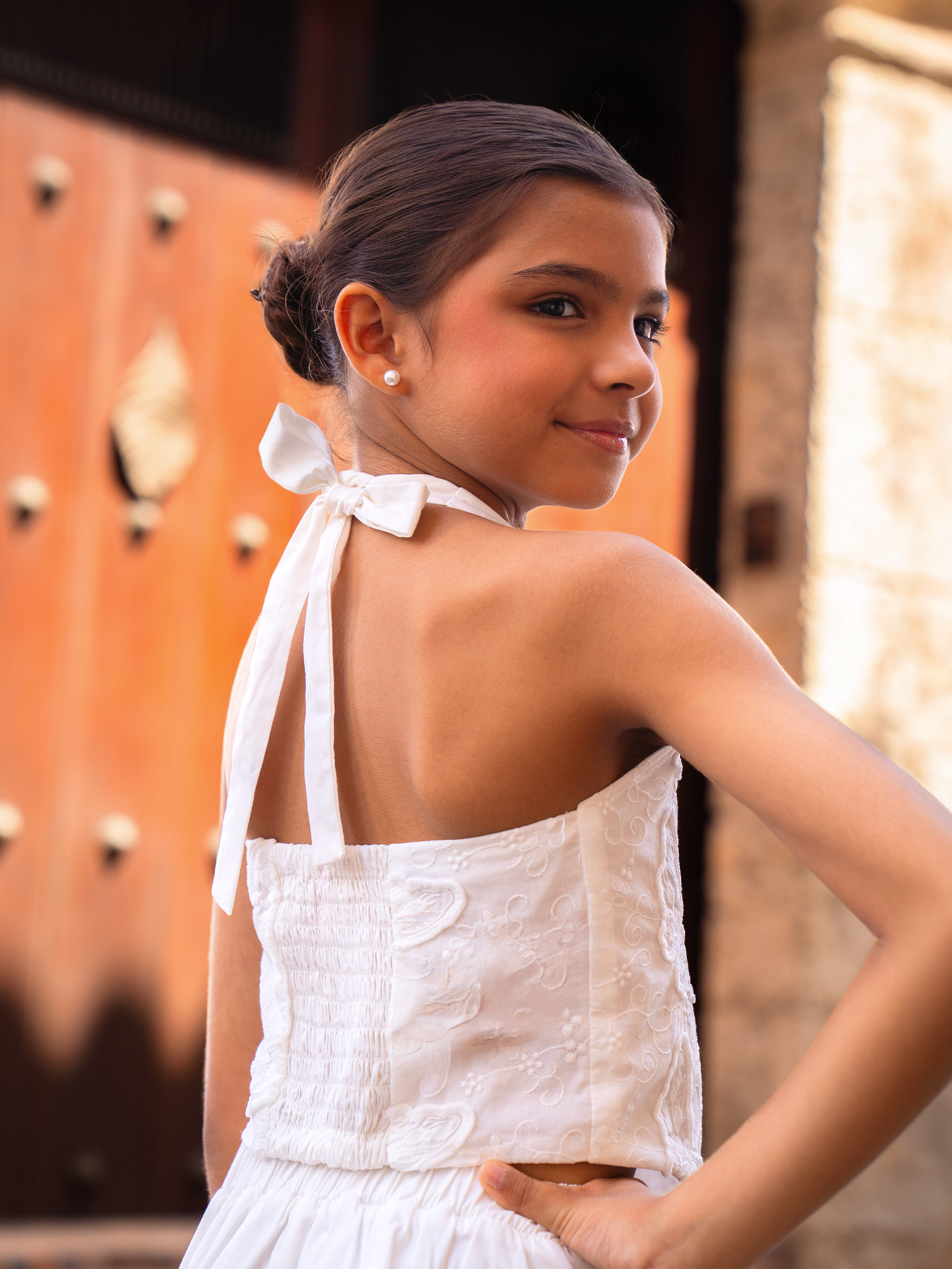 Falda elegante para niñas con detalles delicados y femeninos