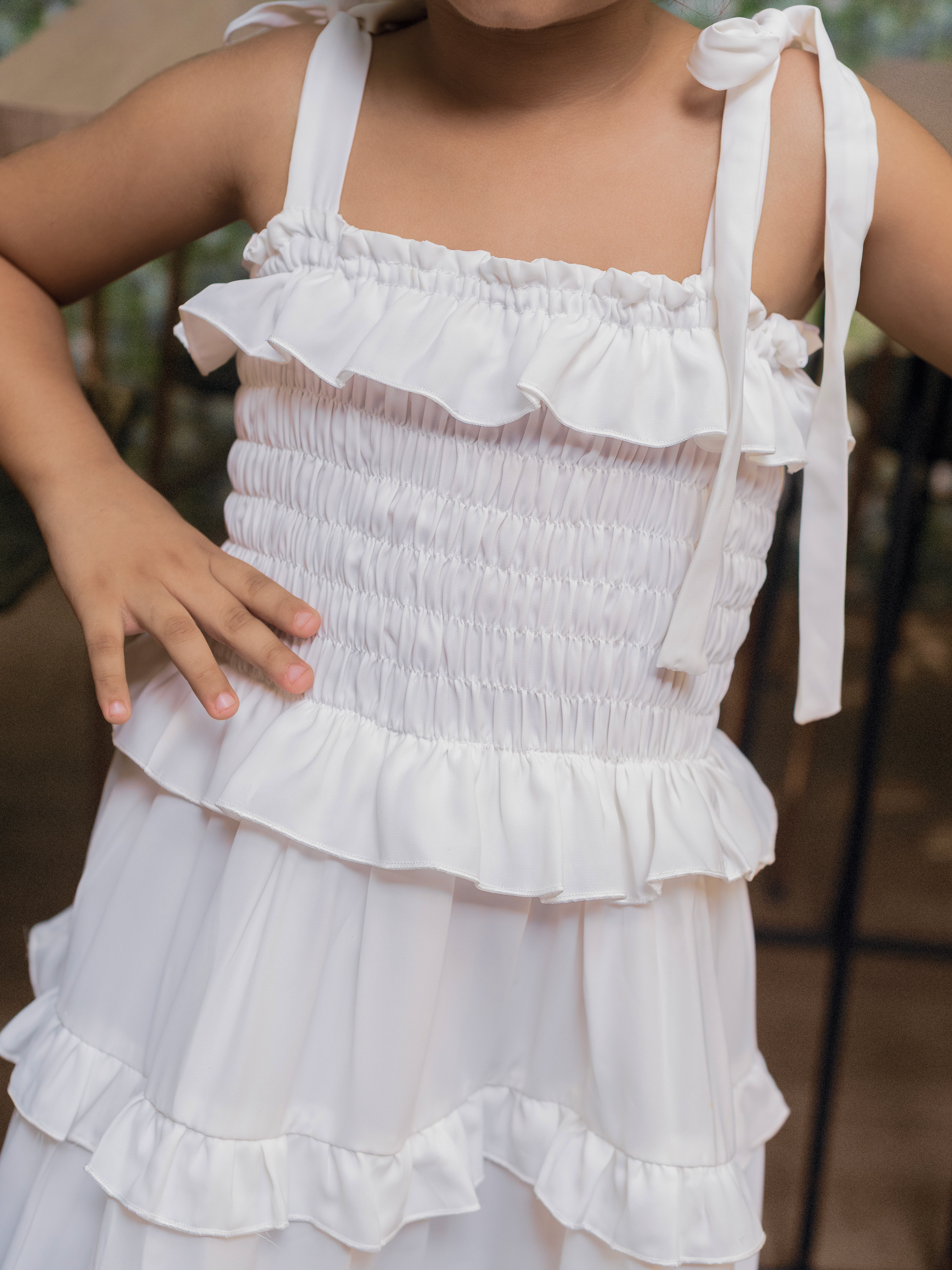 vestidos de niñas de moda con falda de arandelas