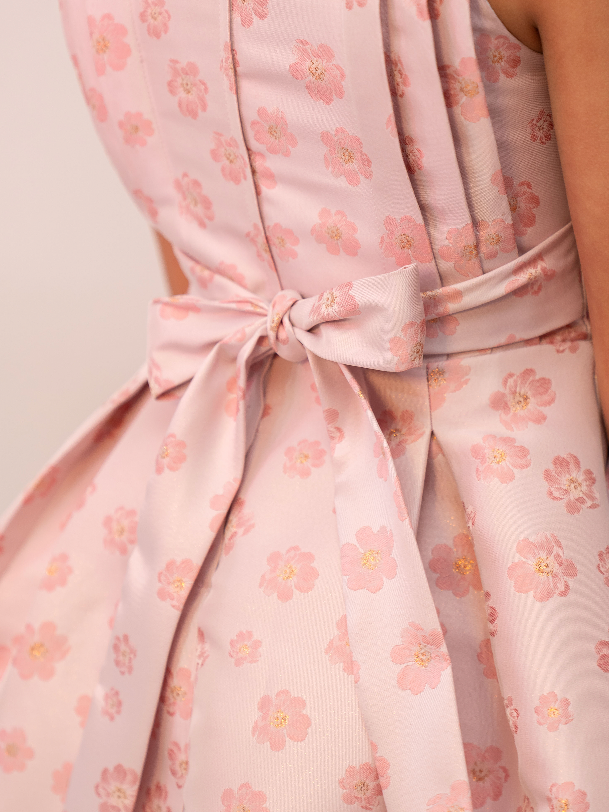 vestidos cómodos para niñas con diseño elegante