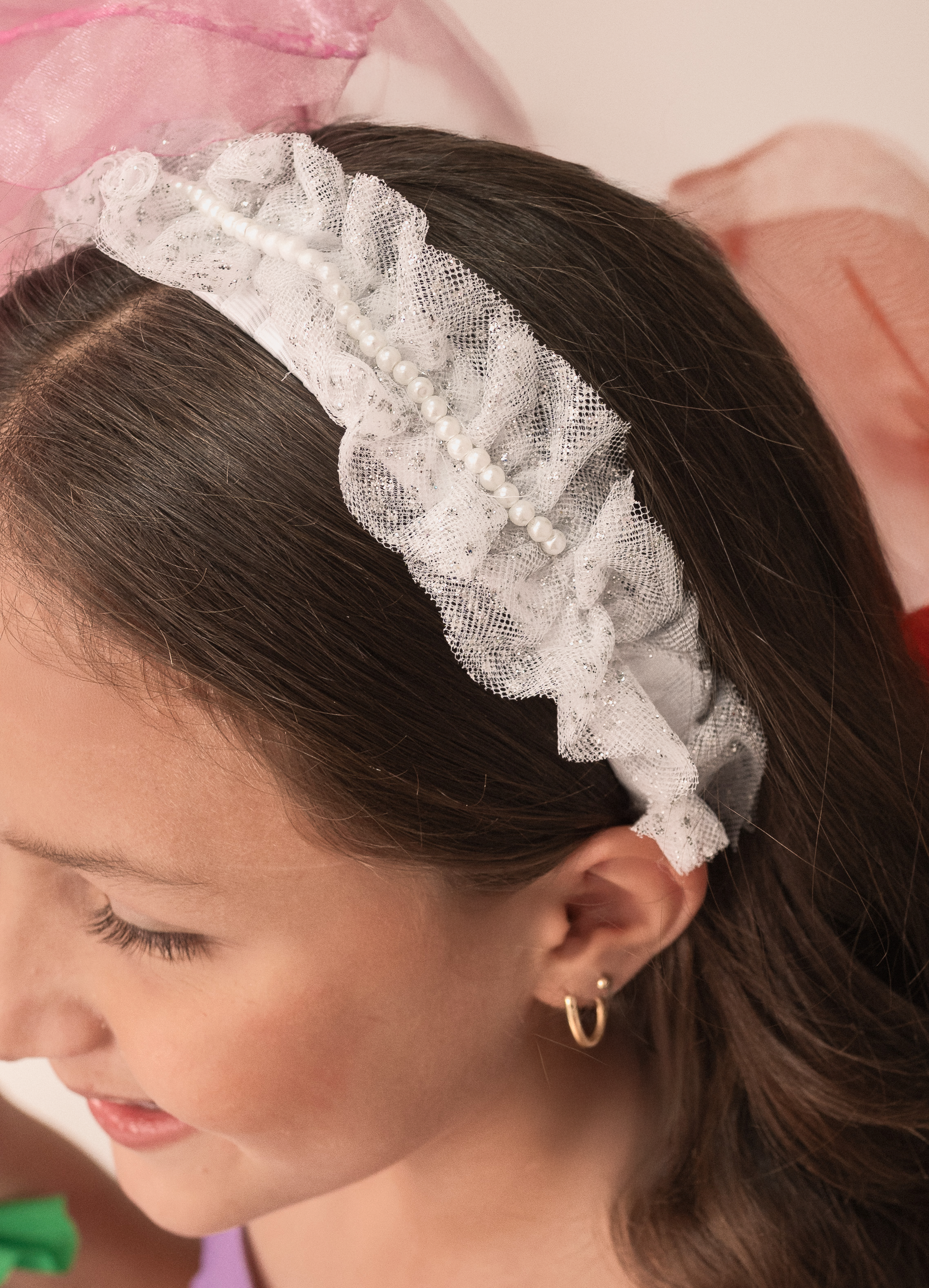 Diademas para niñas en encaje fruncido con perlas decorativas