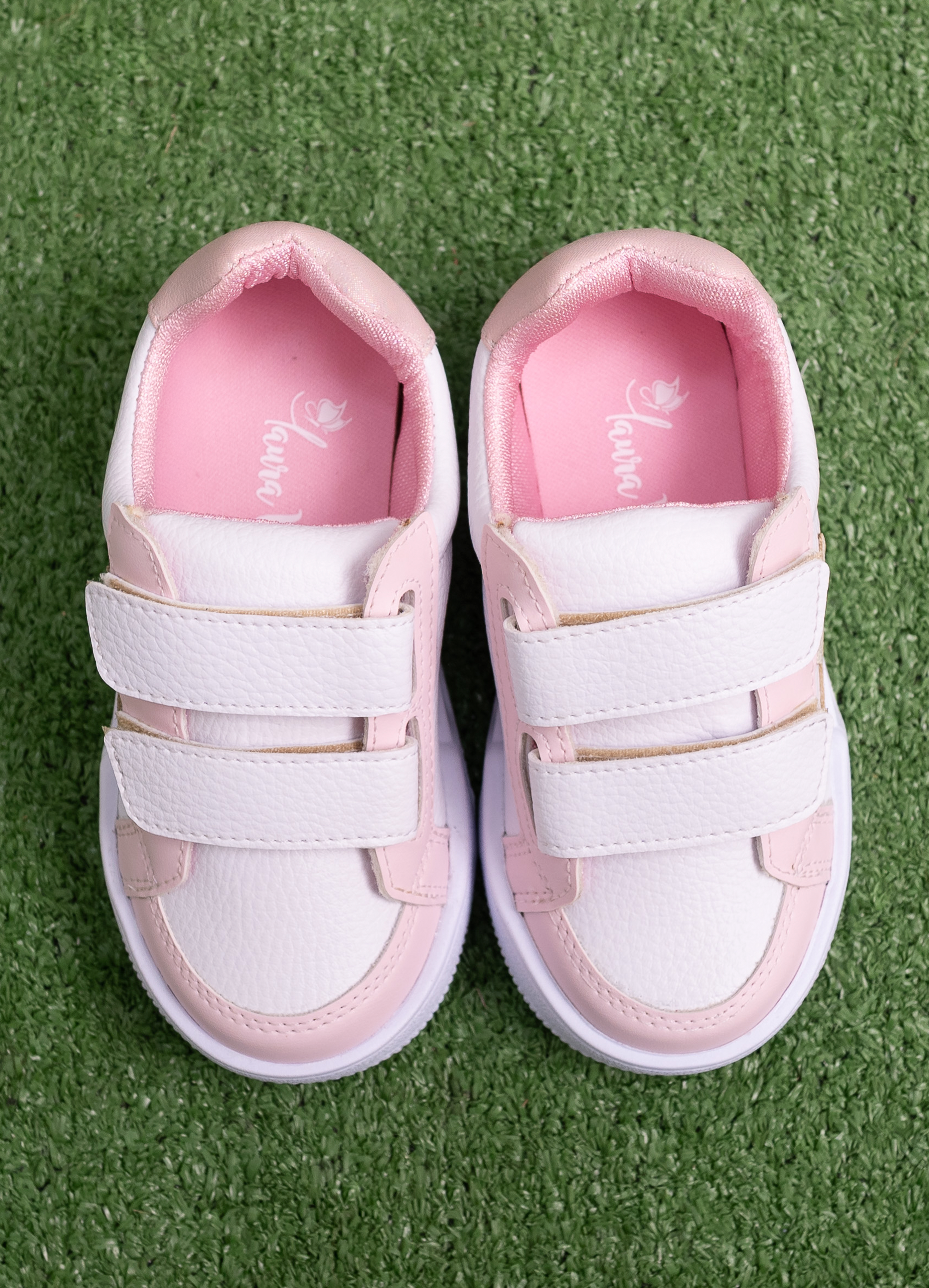 Tenis de moda para niñas con diseño delicado y colores pastel