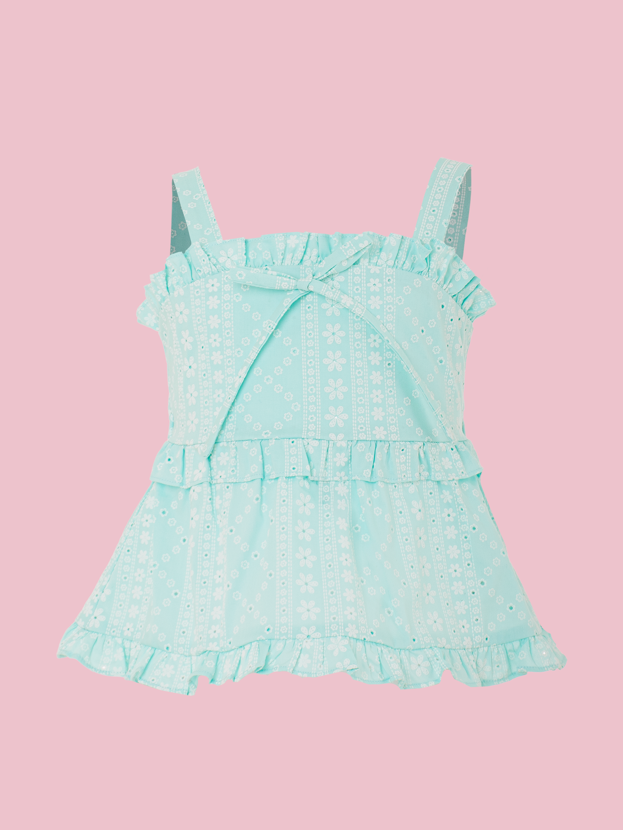 blusas elegantes para niñas con detalles delicados