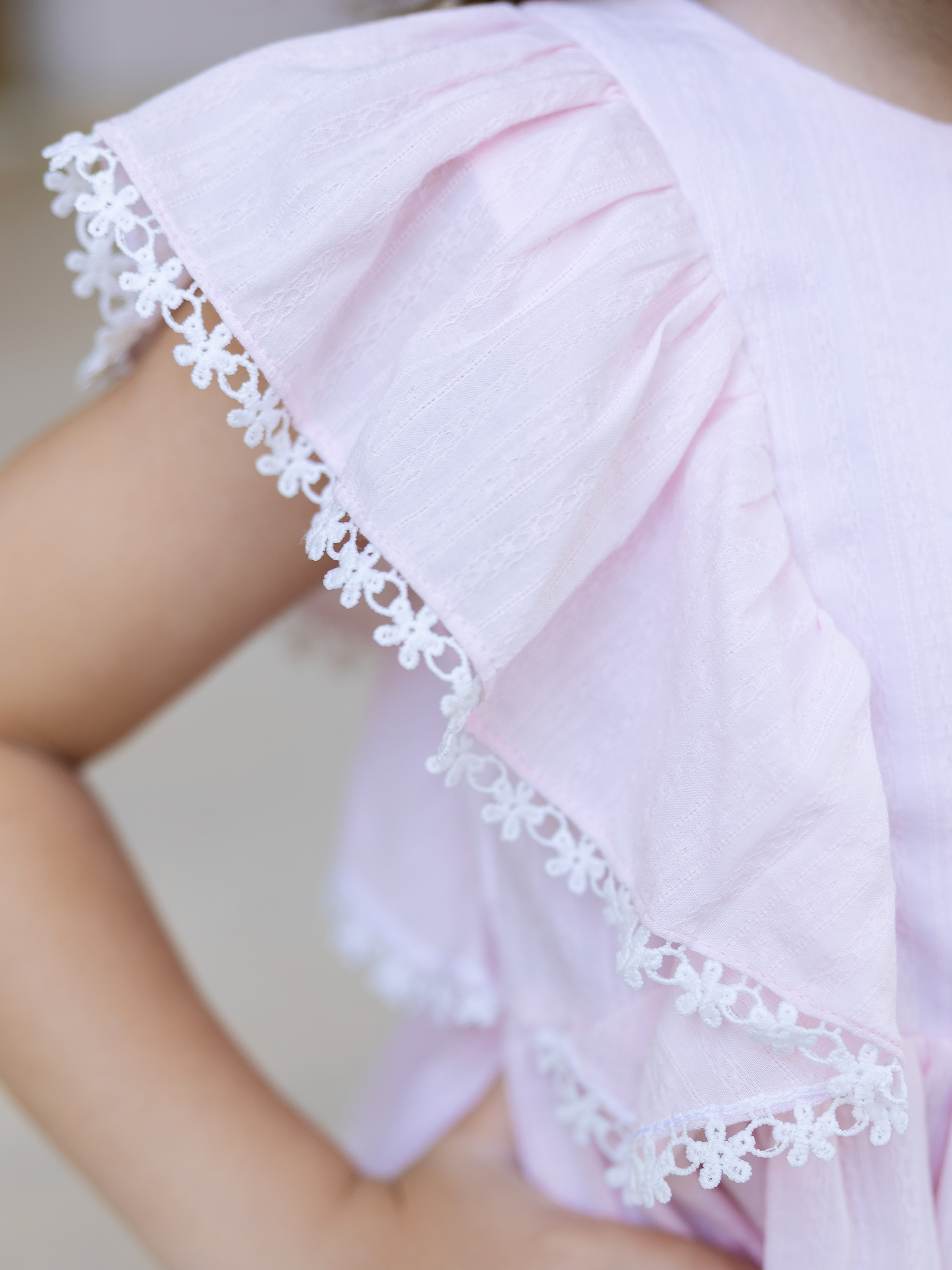 blusa para niñas con mangas bolero