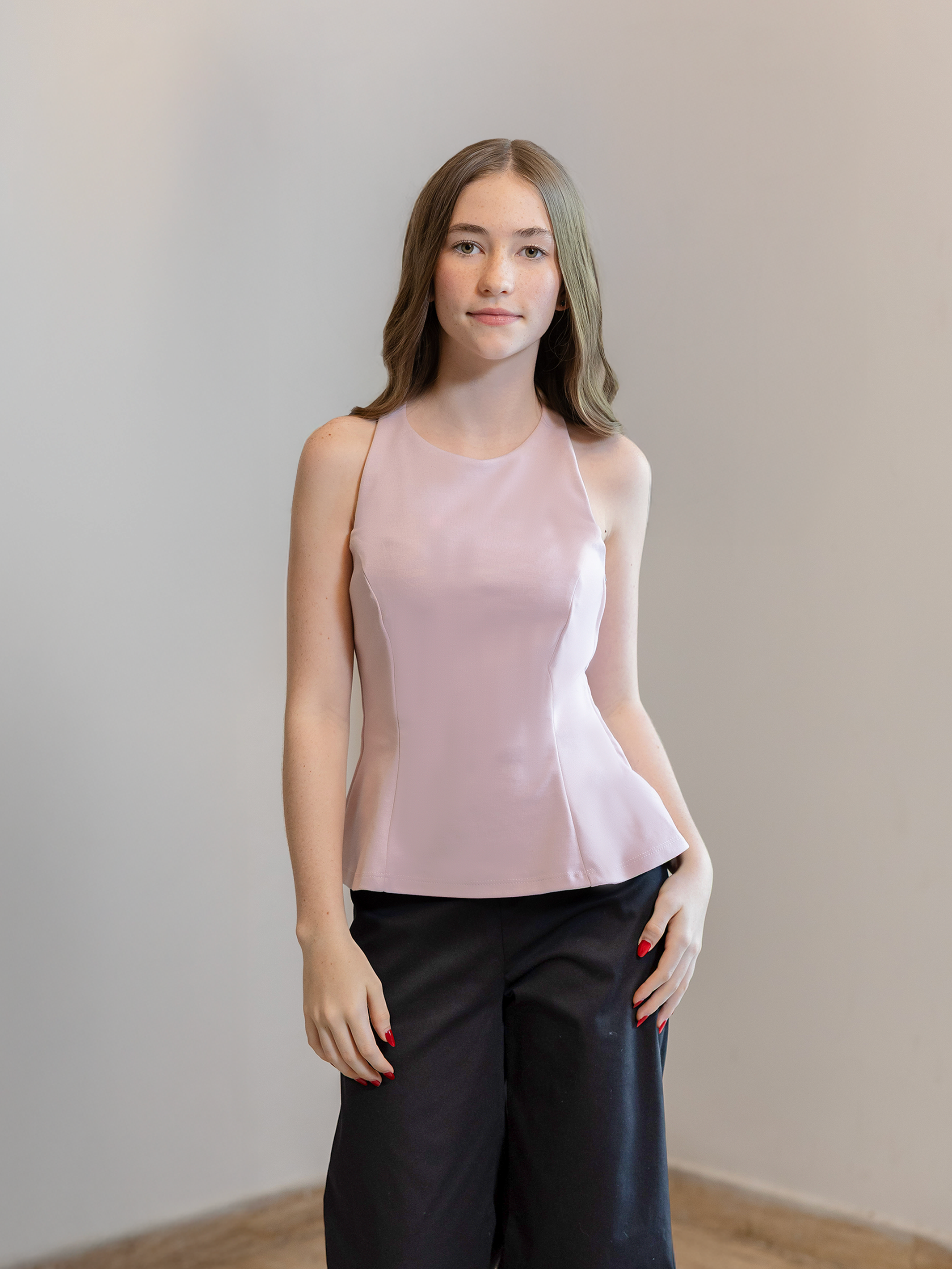 blusas juveniles de moda en tejido de punto con cortes princesa