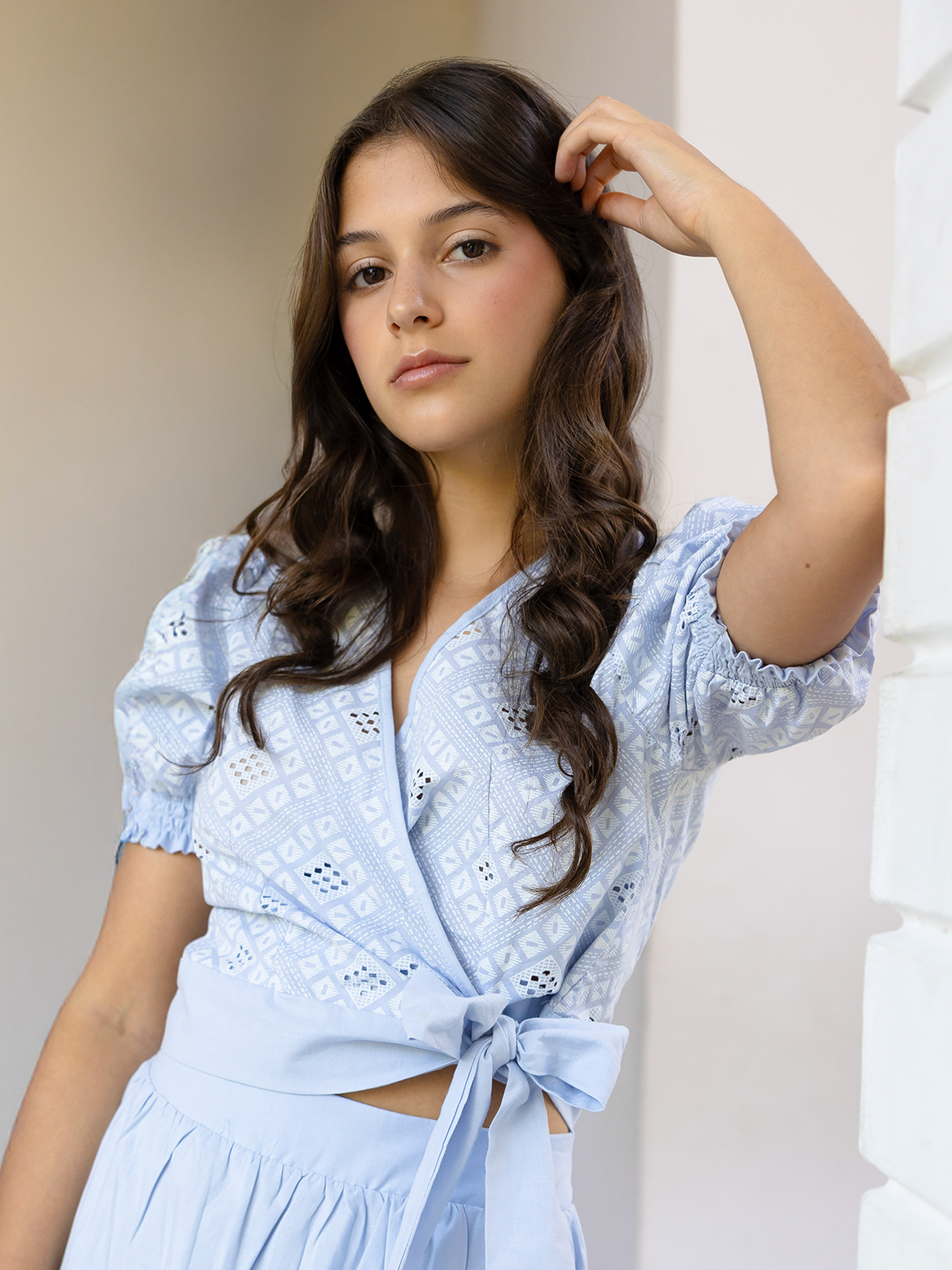 blusas para niñas con frente cruzado ajustable