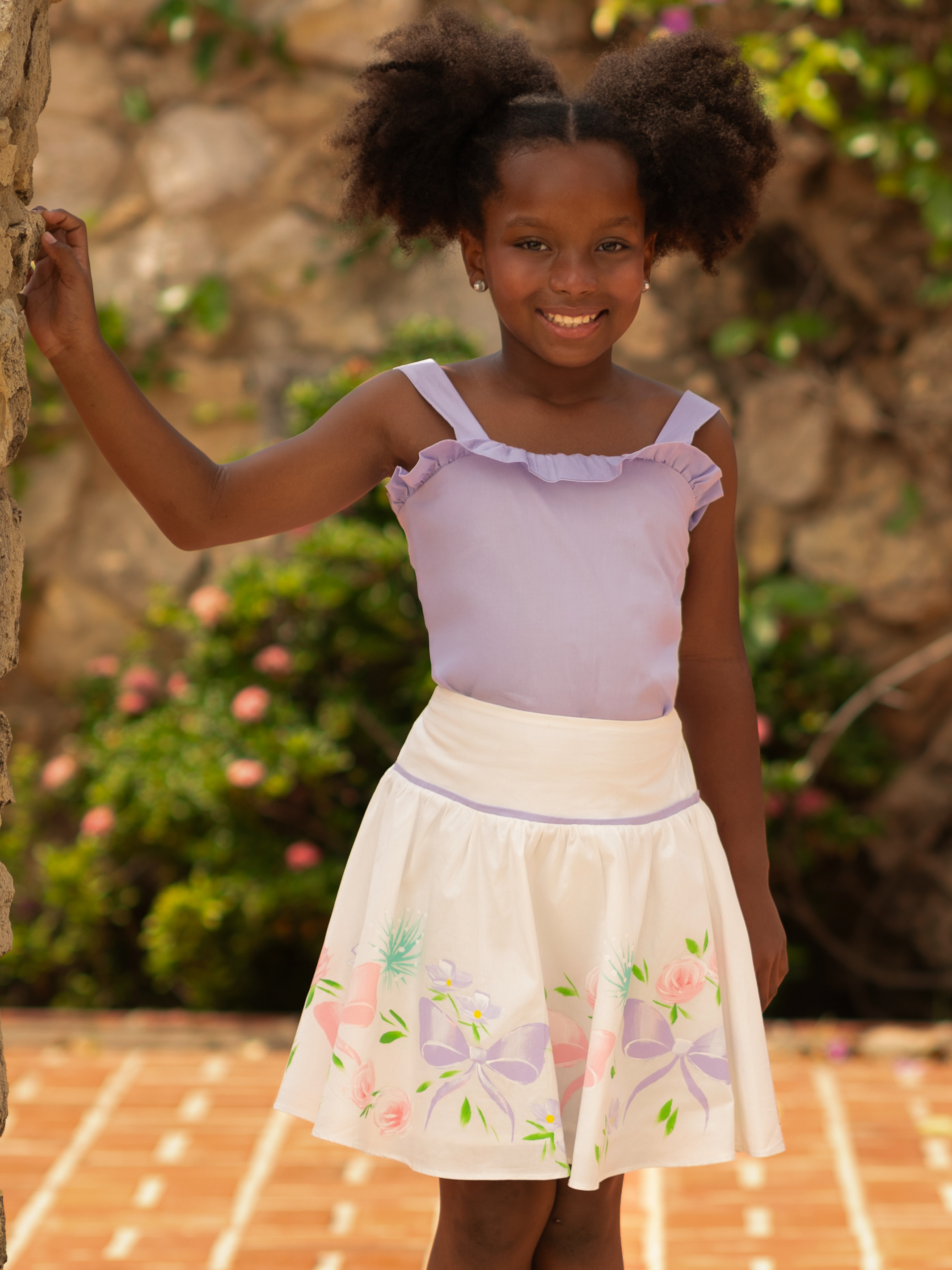 Conjuntos ropa para niñas con diseño artístico y femenino