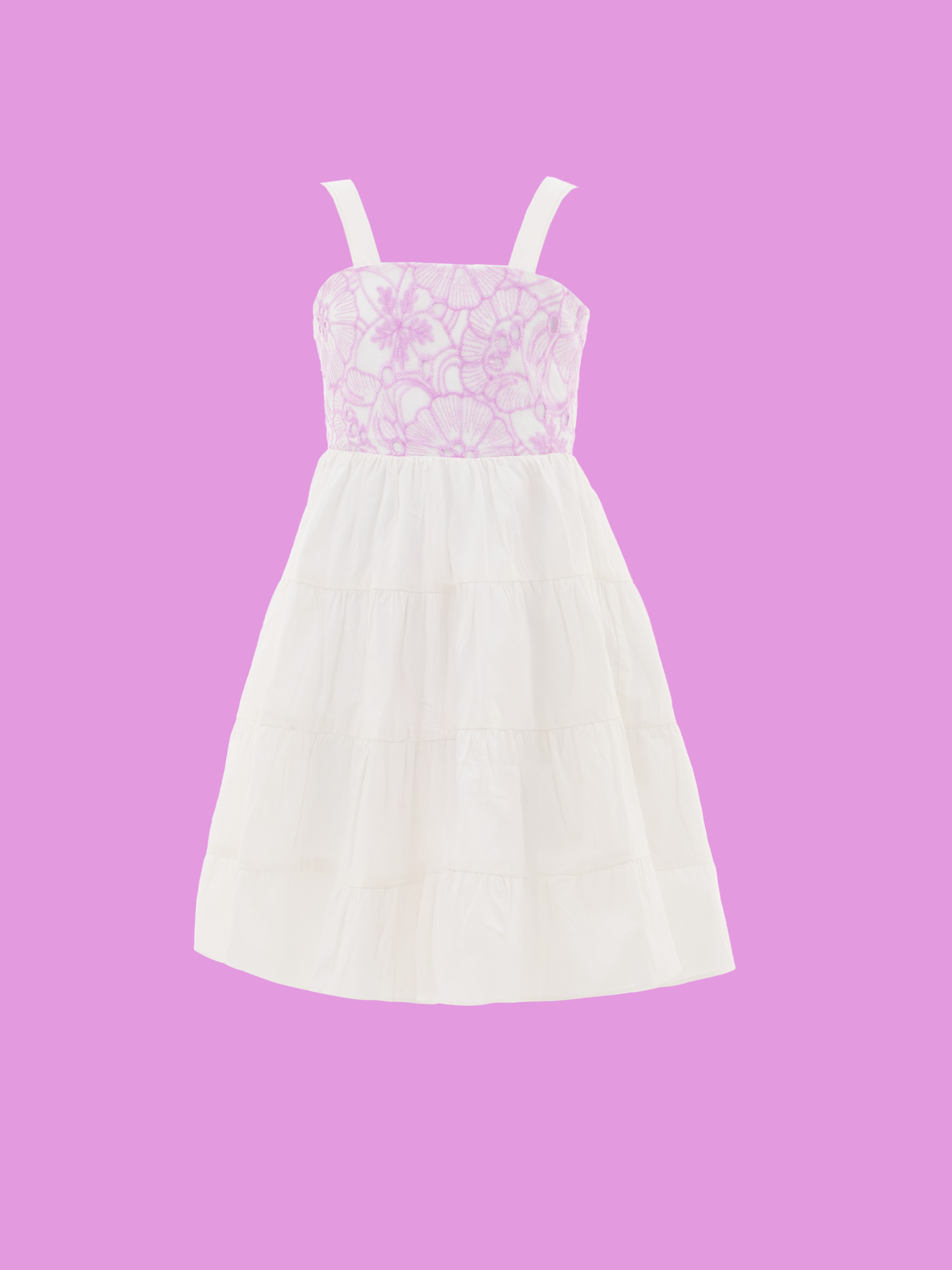 vestidos modernos de niña con arandela en ruedo