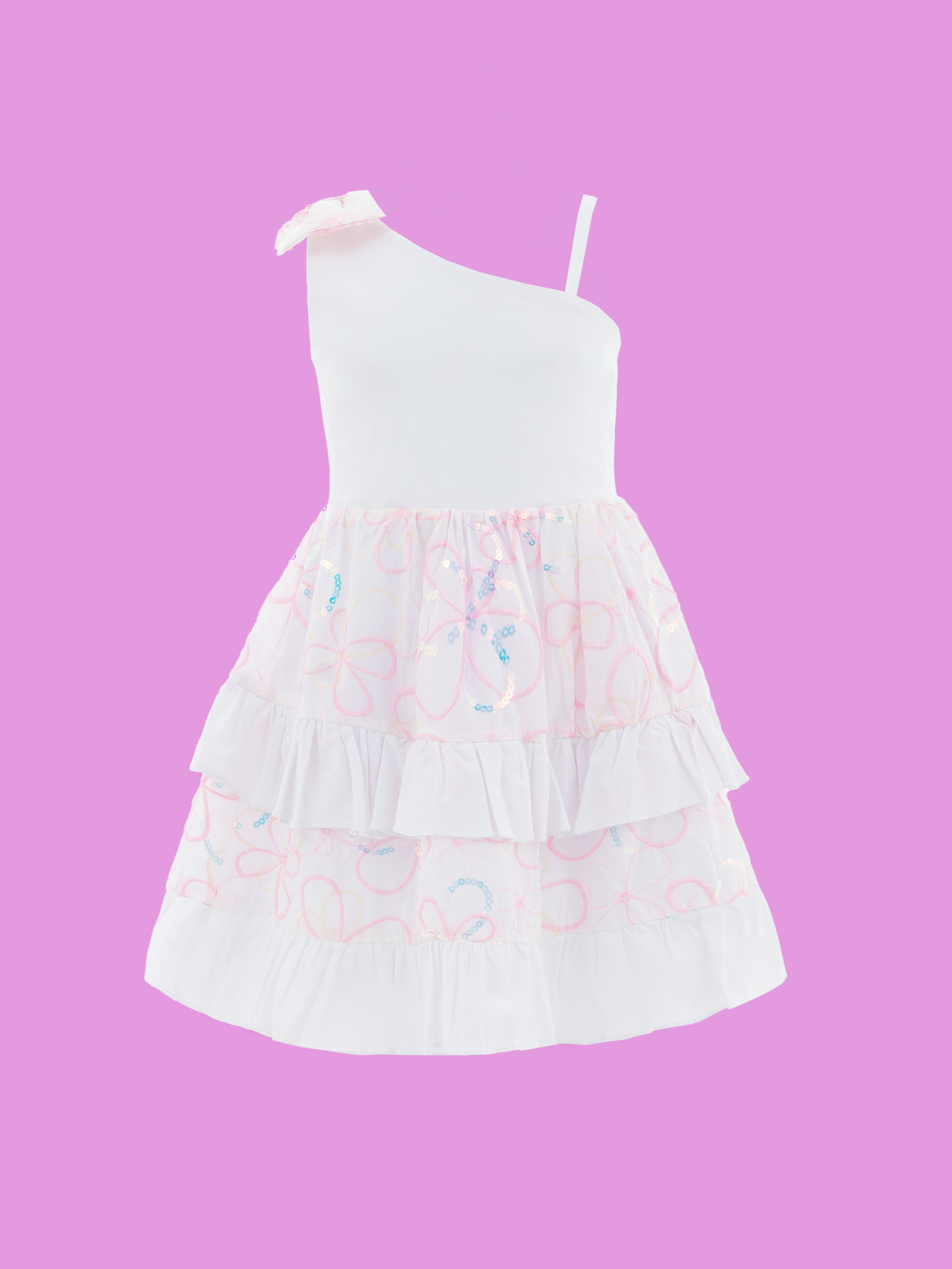 vestidos de niñas de moda con detalle de lentejuelas